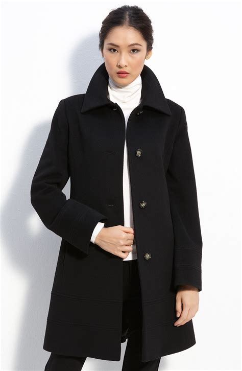 cashmere coat for women.